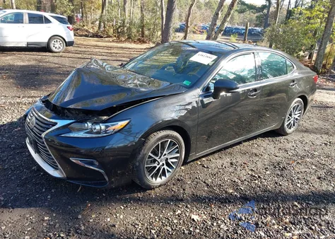 2017 Lexus Es 350 z USA, uszkodzony, nr VIN 58ABK1GG4HU067964